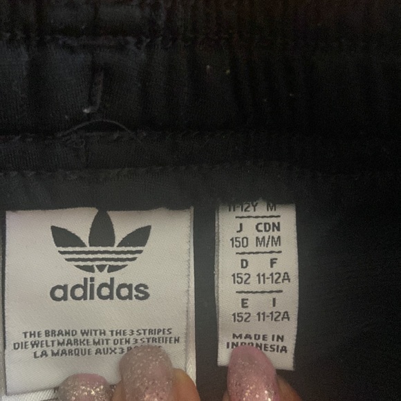 Adidas pants 11-12 Y could fit 00 - Picture 3 of 4